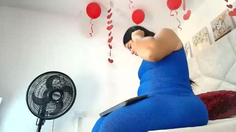 Snapshot of elizawiliamst chatting on 02-27-26, 12:05 Eliza online show from 02-27-26, 12:05