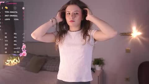 Snapshot of elizebethcreeley chatting on 09-18-25, 09:22 harlotte online show from 09-18-25, 09:22