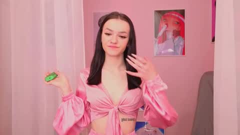 elizzza_ online show from 02-19-25, 12:22