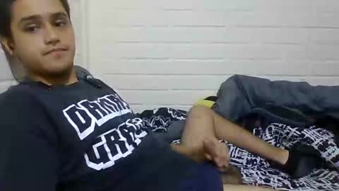 El Ray online show from 11-17-25, 04:57