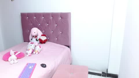 Ella  online show from 12-12-24, 05:42