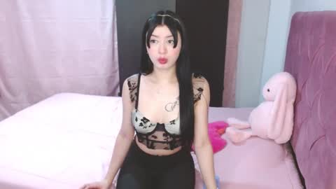 Ella  online show from 02-13-25, 06:41