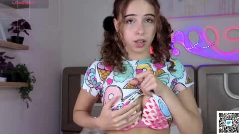 Snapshot of ella_desire chatting on 06-02-26, 03:36 ella_desire online show from 06-02-26, 03:36