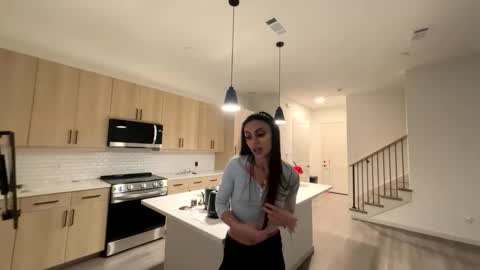 ella_ella_ella_ay online show from 01-13-26, 12:38