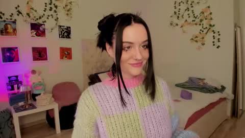 ELLA online show from 11-05-25, 10:37