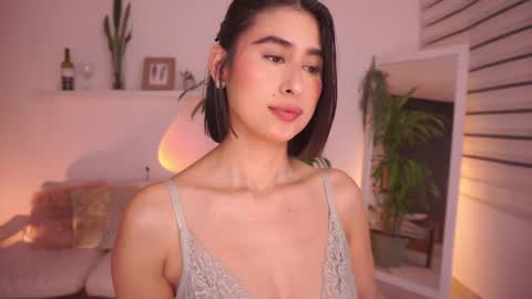 ELLA OWEN online show from 02-13-26, 09:33