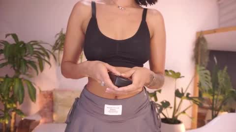 ELLA OWEN online show from 03-28-26, 05:23