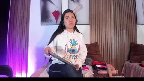 Snapshot of ella_rouse1 chatting on 02-09-26, 12:42 ella rouse online show from 02-09-26, 12:42