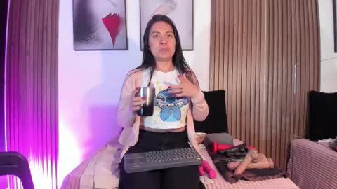 Snapshot of ella_rouse1 chatting on 02-13-26, 12:45 ella rouse online show from 02-13-26, 12:45