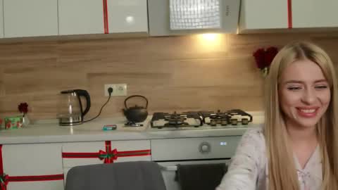 Ella online show from 12-18-24, 06:57