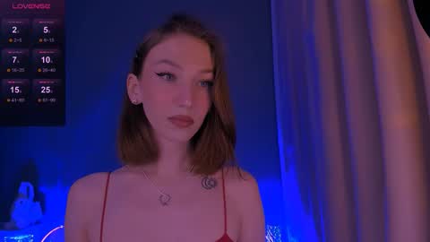 Snapshot of ellaamber chatting on 11-26-25, 01:28 ellaamber online show from 11-26-25, 01:28