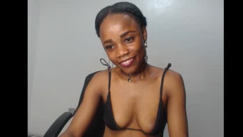 ella online show from 12-20-25, 05:25