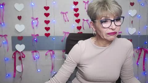 EllaBonito online show from 01-26-25, 06:28