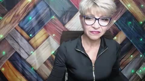 EllaBonito online show from 10-16-25, 06:03