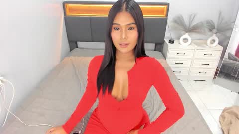 Snapshot of ellabrown_ chatting on 02-11-26, 04:01 SINGLE PO online show from 02-11-26, 04:01