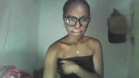 Snapshot of ellah245 chatting on 02-15-26, 09:00 ellah245 online show from 02-15-26, 09:00