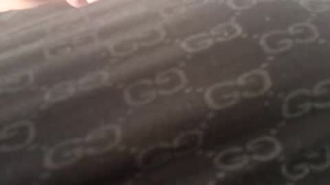 Ella online show from 10-17-25, 08:06