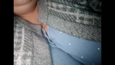 Ella online show from 10-22-25, 04:46