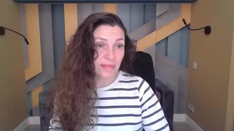 EllaLongs online show from 11-05-25, 12:27