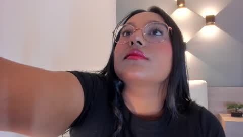 Ella online show from 09-19-25, 11:11