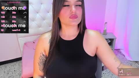 ellarosee_ online show from 02-18-25, 07:52