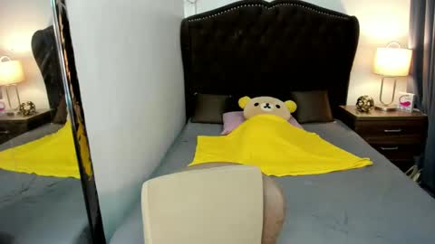 Sophia online show from 01-14-25, 03:36