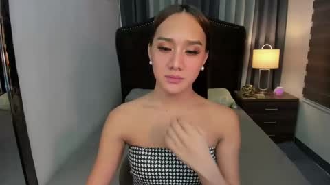 Sophia online show from 02-06-25, 06:18