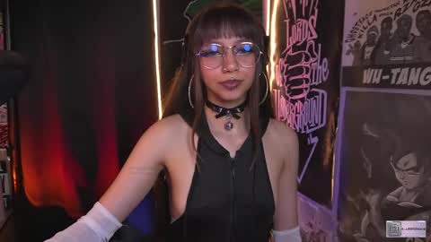 follow me on instagram .    online show from 10-27-25, 04:33