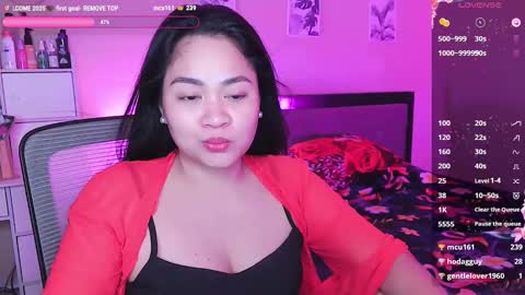 Snapshot of elleelle123 chatting on 01-06-25, 04:23 Ann online show from 01-06-25, 04:23