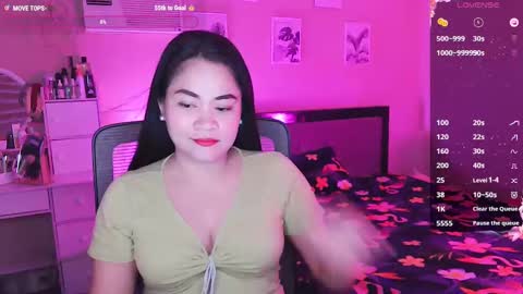 Snapshot of elleelle123 chatting on 02-11-25, 12:16 Ann online show from 02-11-25, 12:16