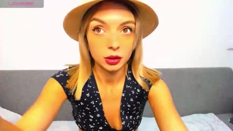 ellen_flow online show from 10-23-25, 09:24