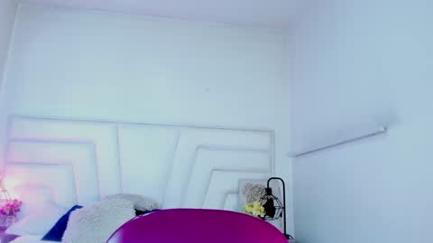  Ellie   online show from 01-31-25, 03:11