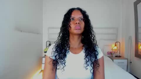  Ellie   online show from 02-10-25, 01:11