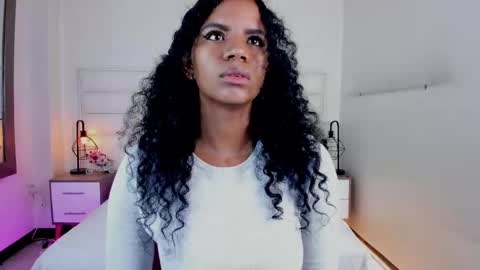  Ellie   online show from 02-18-25, 01:00