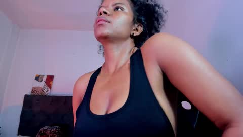  Ellie   online show from 11-25-25, 03:56