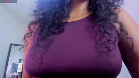  Ellie   online show from 12-05-25, 03:09