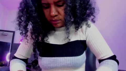  Ellie   online show from 12-17-25, 03:18