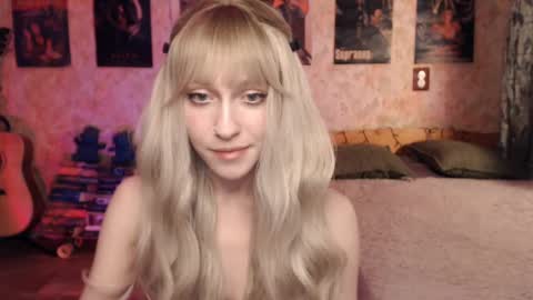 ellie_friendly online show from 02-05-25, 12:17