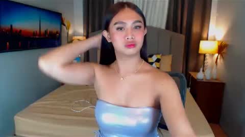 ellie online show from 02-18-25, 01:55