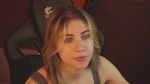 elliecutes online show from 02-04-25, 05:53