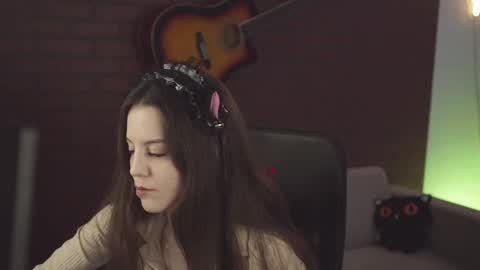 elliecutes online show from 02-12-25, 05:58