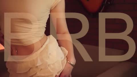 elliecutes online show from 10-05-25, 08:01