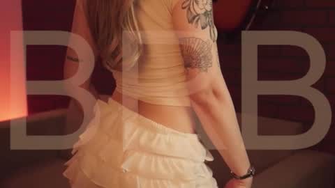 elliecutes online show from 11-30-25, 08:29