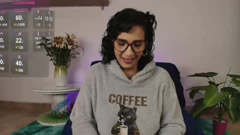 elliee1 online show from 01-26-25, 01:15