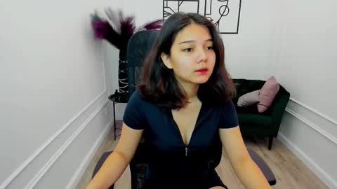 ellievensda online show from 09-18-25, 11:45