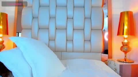 E L L I O T    V E L E Z online show from 02-10-25, 11:23