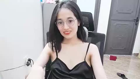 Snapshot of ellsa9x chatting on 09-12-25, 05:51 ellsa9x online show from 09-12-25, 05:51