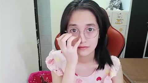 Snapshot of ellsa9x chatting on 09-13-25, 02:11 ellsa9x online show from 09-13-25, 02:11