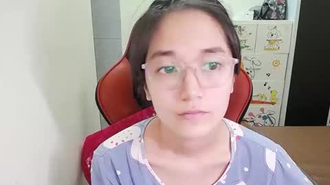 Snapshot of ellsa9x chatting on 09-15-25, 02:22 ellsa9x online show from 09-15-25, 02:22