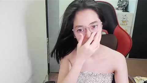 Snapshot of ellsa9x chatting on 09-22-25, 02:24 ellsa9x online show from 09-22-25, 02:24